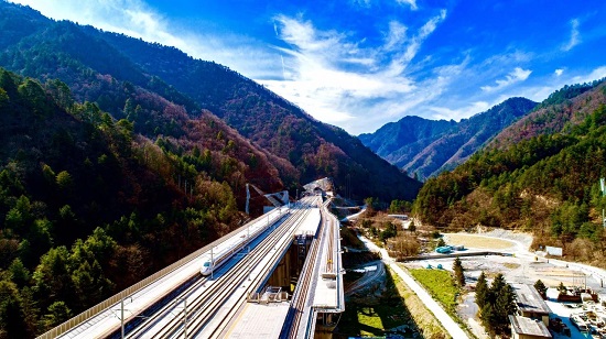 西成客专新街场站.jpg